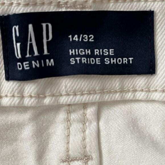 Gap Stride Denim Shorts With Washwell - Picture 5 of 8
